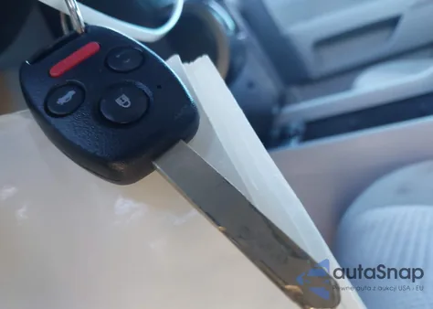 2013 Honda Pilot Lx z USA, uszkodzony, nr VIN 5FNYF3H20DB039185